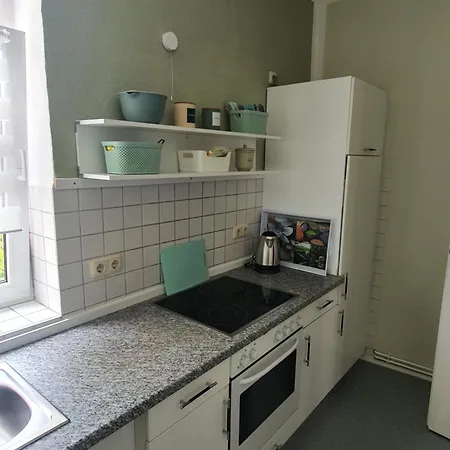 Grosse, Familienfreundliche Ferienwohnung, Ruhig Im Zentrum Von Güstrow Extérieur photo