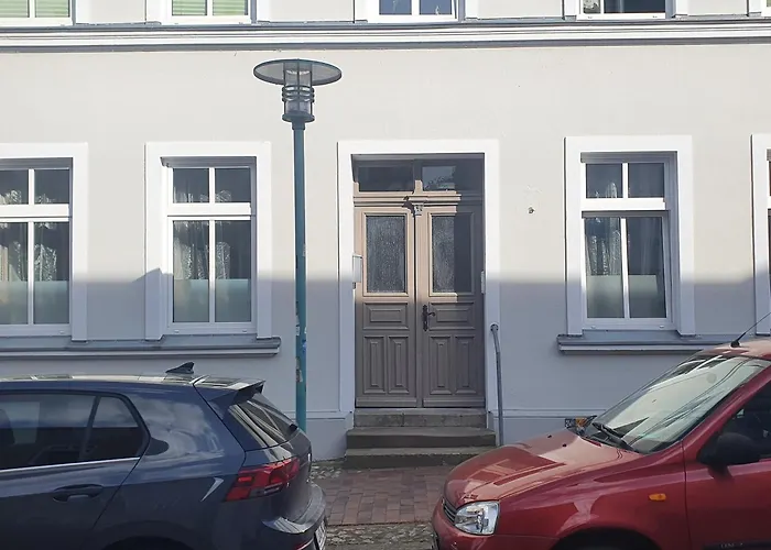 Grosse, Familienfreundliche Ferienwohnung, Ruhig Im Zentrum Von Guestrow